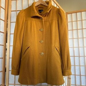 Super cute mustard yellow swing jacket